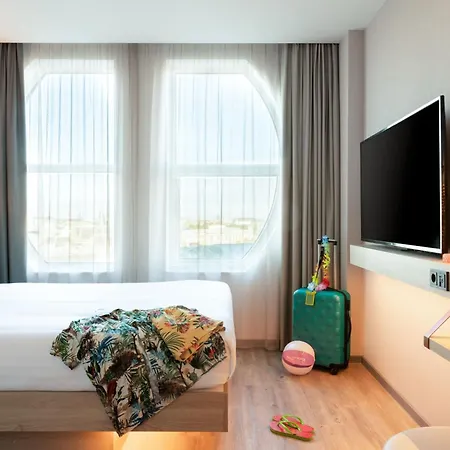 Moxy 4* Den Haag